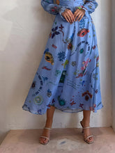 Load image into Gallery viewer, Graffiti Lantern Cutout Cropped Dress Midii Dress