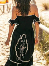 Load image into Gallery viewer, Lace Hem Slim Black Long Dress