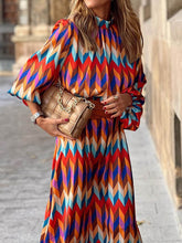 Indlæs billede til gallerivisning Elegant Stand Collar Mid Length Dress