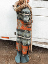 Indlæs billede til gallerivisning Long Fur Collar Long Sleeve Printed Long Trench Coat