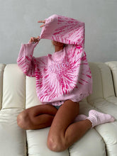 Laden Sie das Bild in den Galerie-Viewer, Loose Sweater With Contrasting Letters