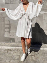 Indlæs billede til gallerivisning Woven Plunge Skater Mini Dress