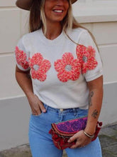 Load image into Gallery viewer, Sweet Contrast Color Flower Round Neck Short Sleeve Sweater