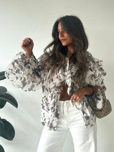 Carica l&#39;immagine nel visualizzatore di Gallery, Dairy Cow Top