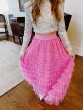 Carregar imagem no visualizador da galeria, Mesh ruffle For The Frill Maxi Skirt