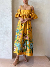 Laden Sie das Bild in den Galerie-Viewer, Marigold Printed Gathered Sleeve Pocketed A-Line Midi Dress