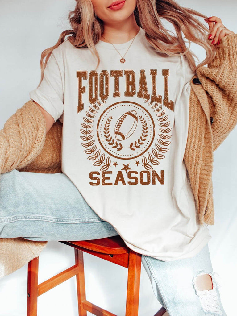 T-shirt mignon et tendance de la saison de football