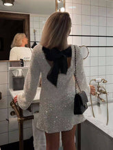 Indlæs billede til gallerivisning Sequined Tie-back Dress