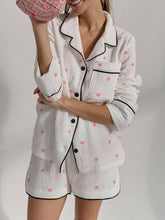 Laden Sie das Bild in den Galerie-Viewer, Heart Print Patchwork Shorts Pajama Set