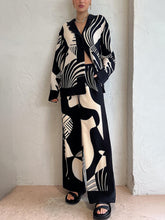 Load image into Gallery viewer, Trendy Graffiti Print Loose Wide Leg Pants Set