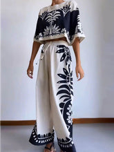 Laden Sie das Bild in den Galerie-Viewer, Ethnic Print Loose Short-Sleeved Suit