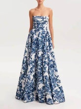 Načíst obrázek do prohlížeče Galerie, Elegant Strapless Printed String Maxi Dress