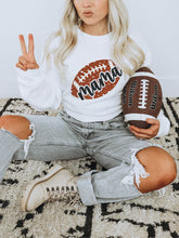 Indlæs billede til gallerivisning Football Mama Game Day Sweatshirt