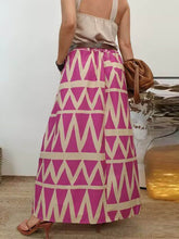 画像をギャラリービューアに読み込む, Triangle Printed Back Waist Elasticated Pocket Maxi Skirt