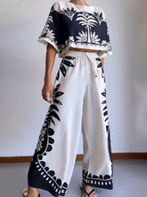 Carica l&#39;immagine nel visualizzatore di Gallery, Ethnic Print Loose Short-Sleeved Suit