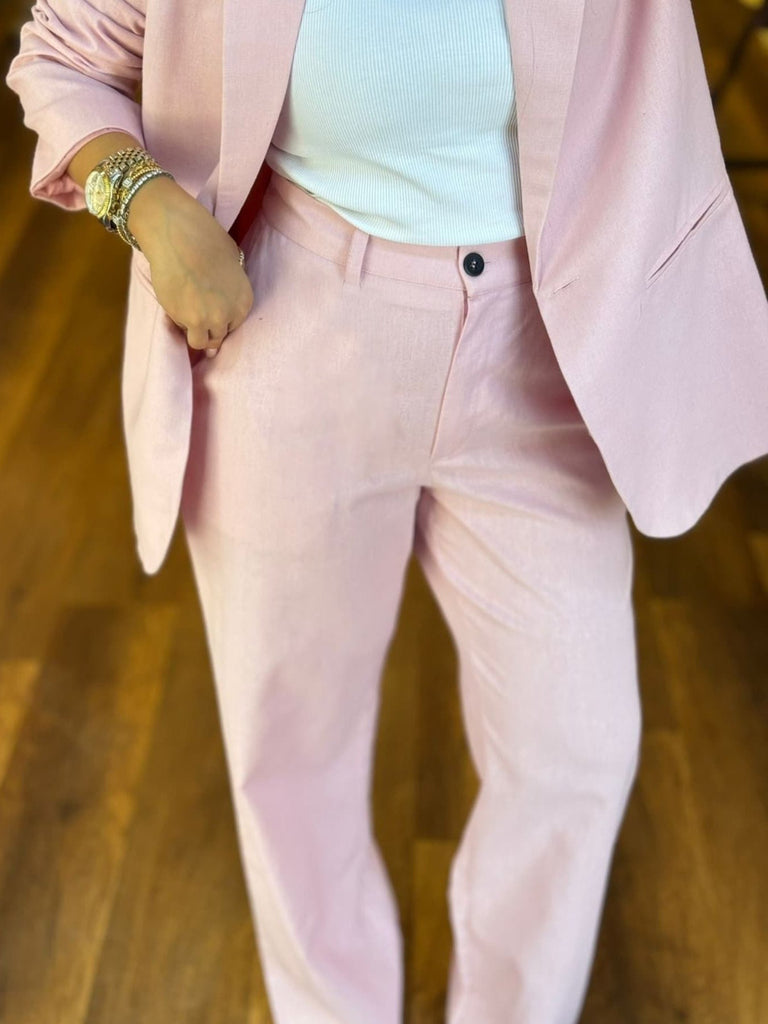 Pink Elegant and Modern Two-piece Suit