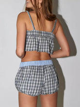 Laden Sie das Bild in den Galerie-Viewer, Camisole Striped Patchwork Vest Pajama Set