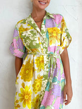 Laden Sie das Bild in den Galerie-Viewer, Multicolor Paneled Shirt-Style Midi Dress