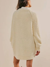 Laden Sie das Bild in den Galerie-Viewer, Teddy Sweater Tunic