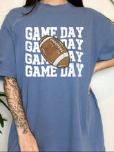 Indlæs billede til gallerivisning Retro Football Gameday T-Shirt