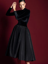 Load image into Gallery viewer, Florienne Long Sleeve Maxi Dress