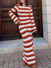 Laden Sie das Bild in den Galerie-Viewer, Zigzag Pattern Crochet Open Back Maxi Dress