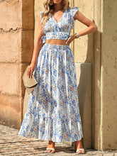 Görseli Galeri görüntüleyiciye yükleyin, Printed Tie Back Cropped Top and Maxi Skirt Set