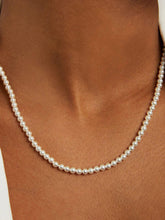 Indlæs billede til gallerivisning Freshwater Pearl Necklace