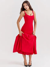 Görseli Galeri görüntüleyiciye yükleyin, Halter Neck Midi Dress with Side Slit - Scarlet Red