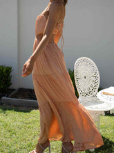 Laden Sie das Bild in den Galerie-Viewer, Sleeveless Waistless Splicing Long Dress