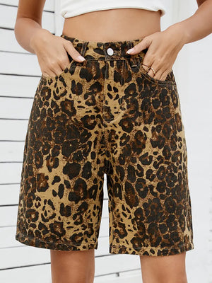 Vintage Leopard Print Slimming Denim Shorts
