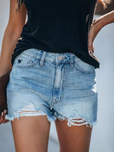Load image into Gallery viewer, Classic Frayed Hem Ripped Denim Shorts