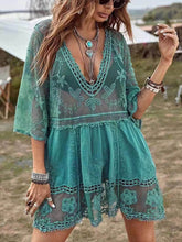 Görseli Galeri görüntüleyiciye yükleyin, Lace Loose Beach Vacation Bikini Cover-Up Dress