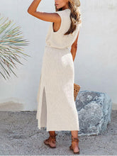 Laden Sie das Bild in den Galerie-Viewer, Fashionable Commuter Round Neck Knitted Slit Dress