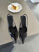 Görseli Galeri görüntüleyiciye yükleyin, Square Buckle Pointed Toe Stiletto Mid Heel Cap Toe Sandals