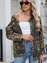 Load image into Gallery viewer, Vintage Loose Fit Classic Denim Jacket