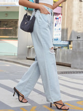 Load image into Gallery viewer, Light Wash Vintage Distressed Denim Pants