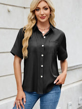 Load image into Gallery viewer, Relaxed Fit Short-Sleeve Denim-Look Shirt