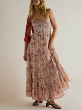 Laden Sie das Bild in den Galerie-Viewer, Sundrenched Printed Maxi Dress