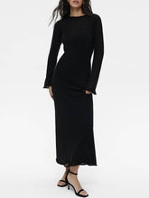 Laden Sie das Bild in den Galerie-Viewer, Classic Soft Knit Hollow Maxi Skirt + Vest Skirt Set