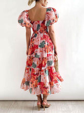 Carica l&#39;immagine nel visualizzatore di Gallery, Floral Printed Smocked Tiered Fit Flare Midi Dress