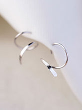 Load image into Gallery viewer, S925 Minimal Spiral Hoop Twist Earrings