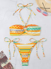 Laden Sie das Bild in den Galerie-Viewer, Printed Diamond Block Bikini Set