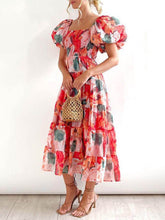 Carica l&#39;immagine nel visualizzatore di Gallery, Floral Printed Smocked Tiered Fit Flare Midi Dress