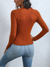 Load image into Gallery viewer, Stylish Women&#39;s Striped V-Neck Knit Top