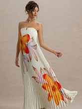 Load image into Gallery viewer, Black Tie Strapless Gown