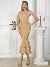 Lataa kuva Galleria-katseluun, One-Shoulder Mesh Backless Dress