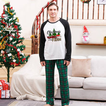 Lataa kuva Galleria-katseluun, Merry Christmas Green Plaid and Black Pajamas Set