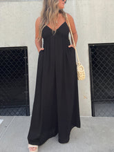 Laden Sie das Bild in den Galerie-Viewer, V-Neck Effortless Wide Leg Jumpsuit