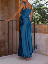 Load image into Gallery viewer, Summer Halter Satin Bridesmaid Prom Maxi Dresses